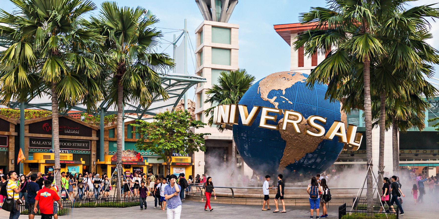 Beach Day Essentials: Things to Take for a Perfect Day